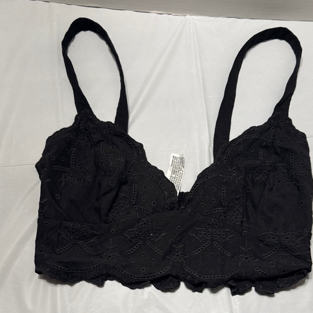 Forever 21 Black Floral Eyelet Lace Longline Bralette